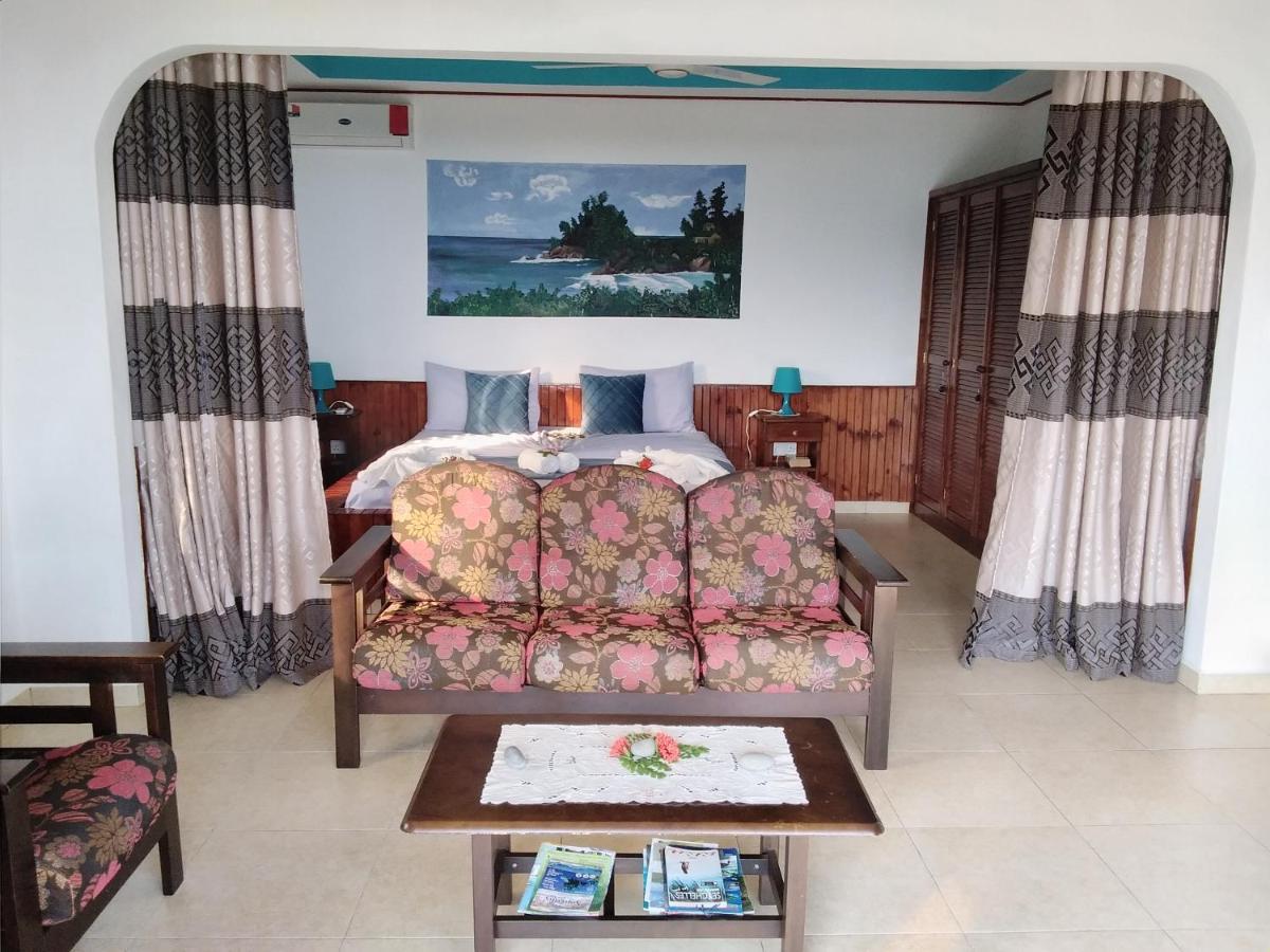 Les Elles Guesthouse Self Catering Baie Lazare  Exterior foto