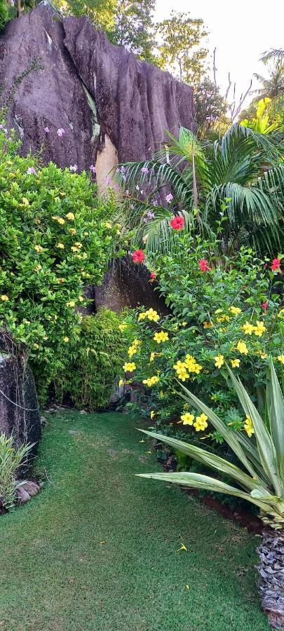 Les Elles Guesthouse Self Catering Baie Lazare  Exterior foto