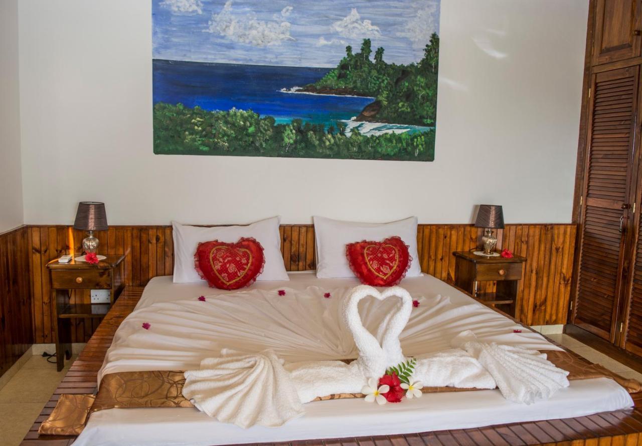 Les Elles Guesthouse Self Catering Baie Lazare  Exterior foto